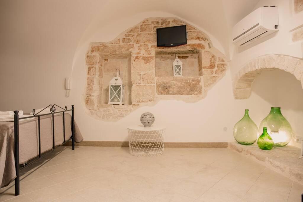 Home Estia Casa Vacanza Чельє-Мессапіка Екстер'єр фото