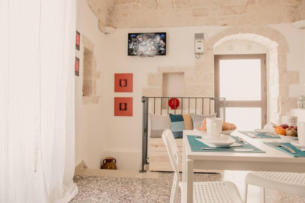 Home Estia Casa Vacanza Чельє-Мессапіка Екстер'єр фото