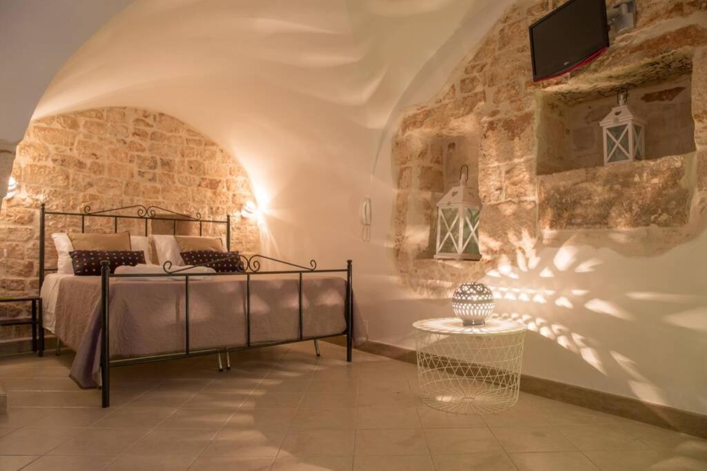 Home Estia Casa Vacanza Чельє-Мессапіка Екстер'єр фото